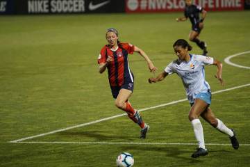 2-1、3-1！两项新纪录诞生，超越姆巴佩+追平德佩神迹，B组大结局｜B体育官方网站（配图示意）